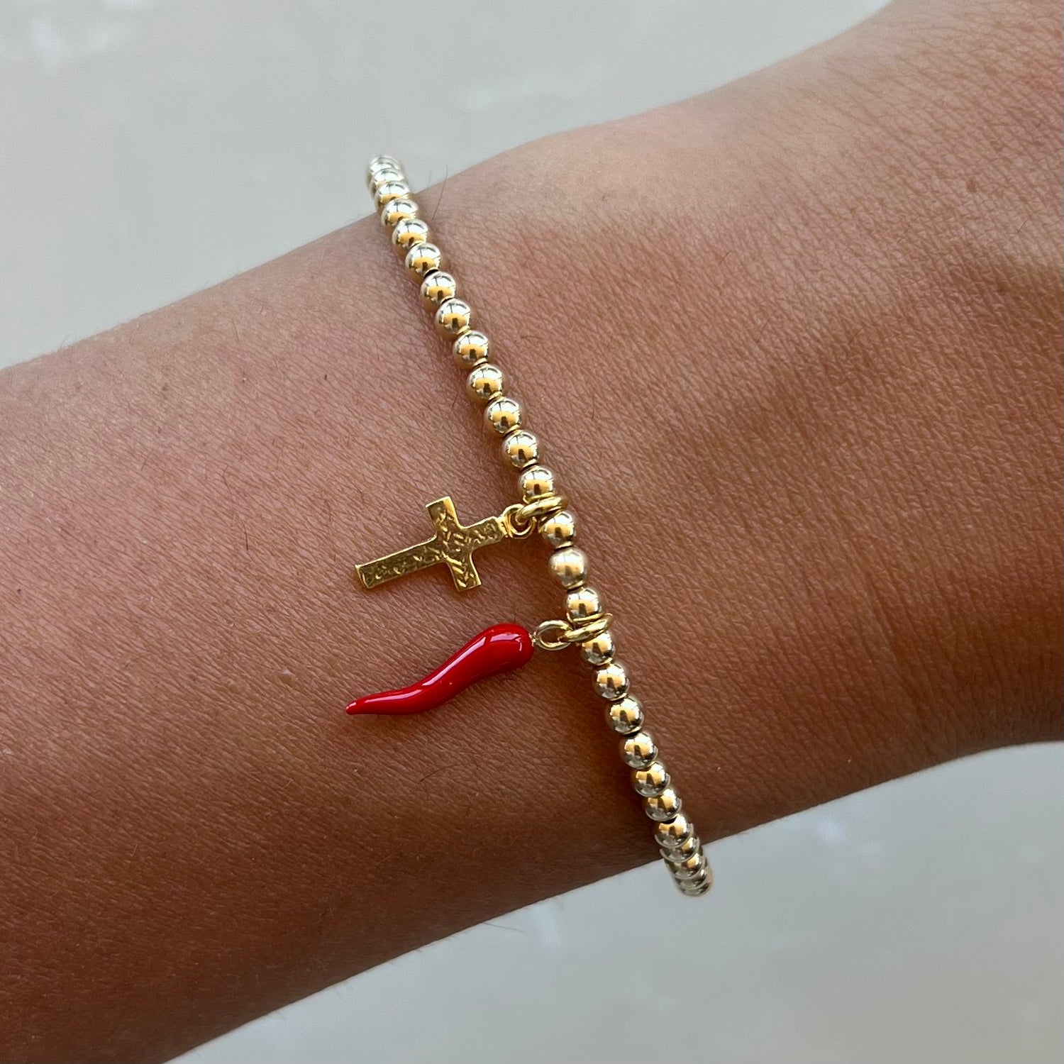 Cross & Chilli Gold Elastic Bracelet