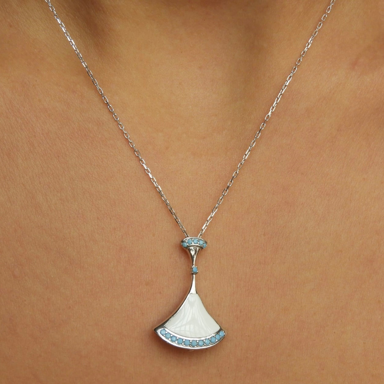 Fan Pendant Silver Necklace