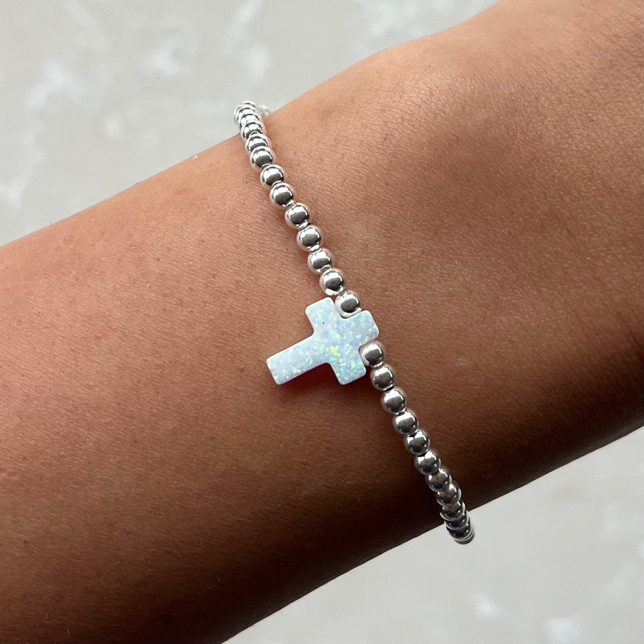 Gigi White Silver Elastic Bracelet