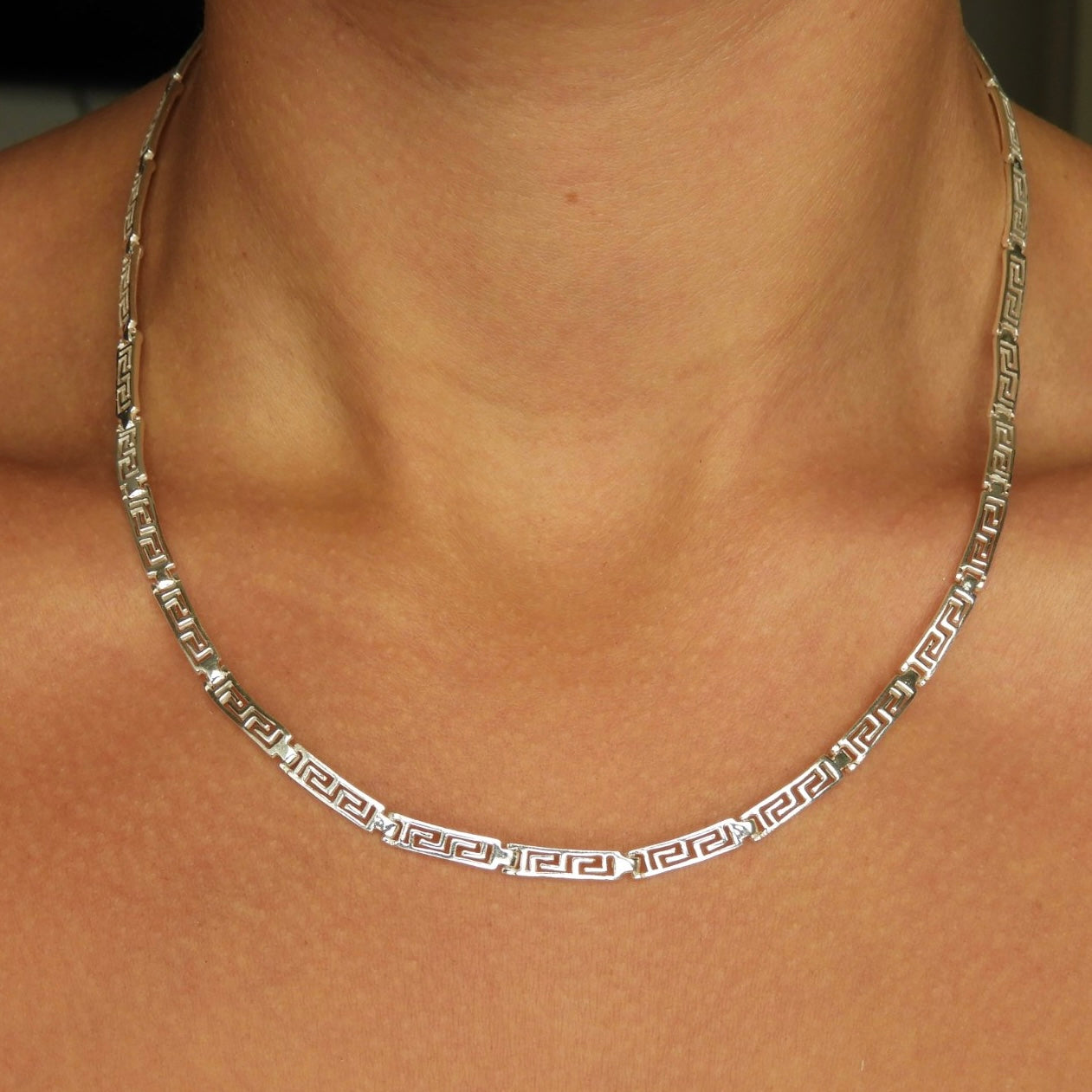 Thin Meander Silver Necklace