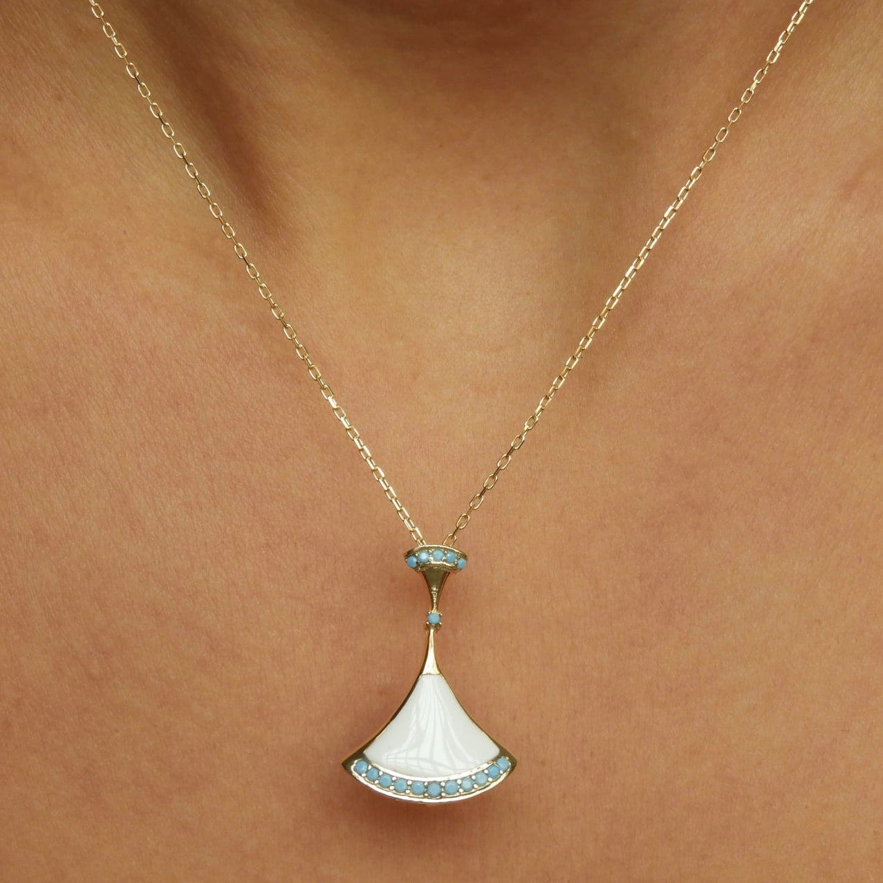 Fan Pendant Gold Necklace