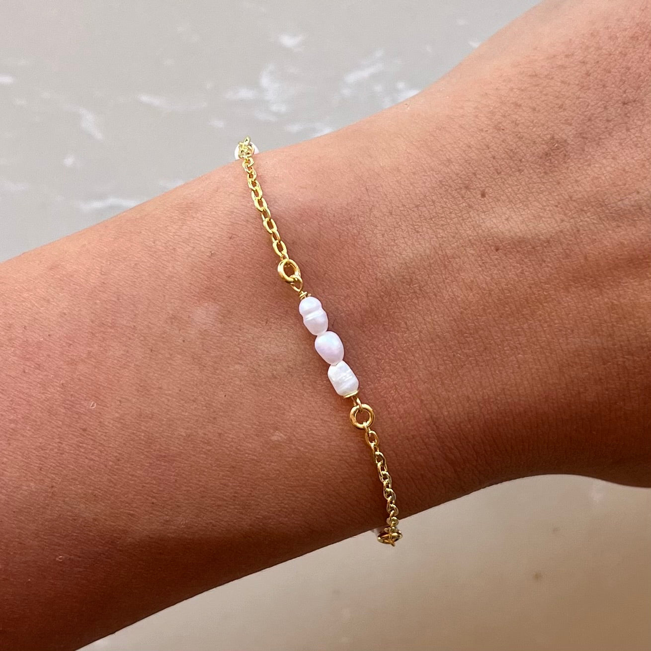 Freshwater Pearl Gold Chain Bracelet