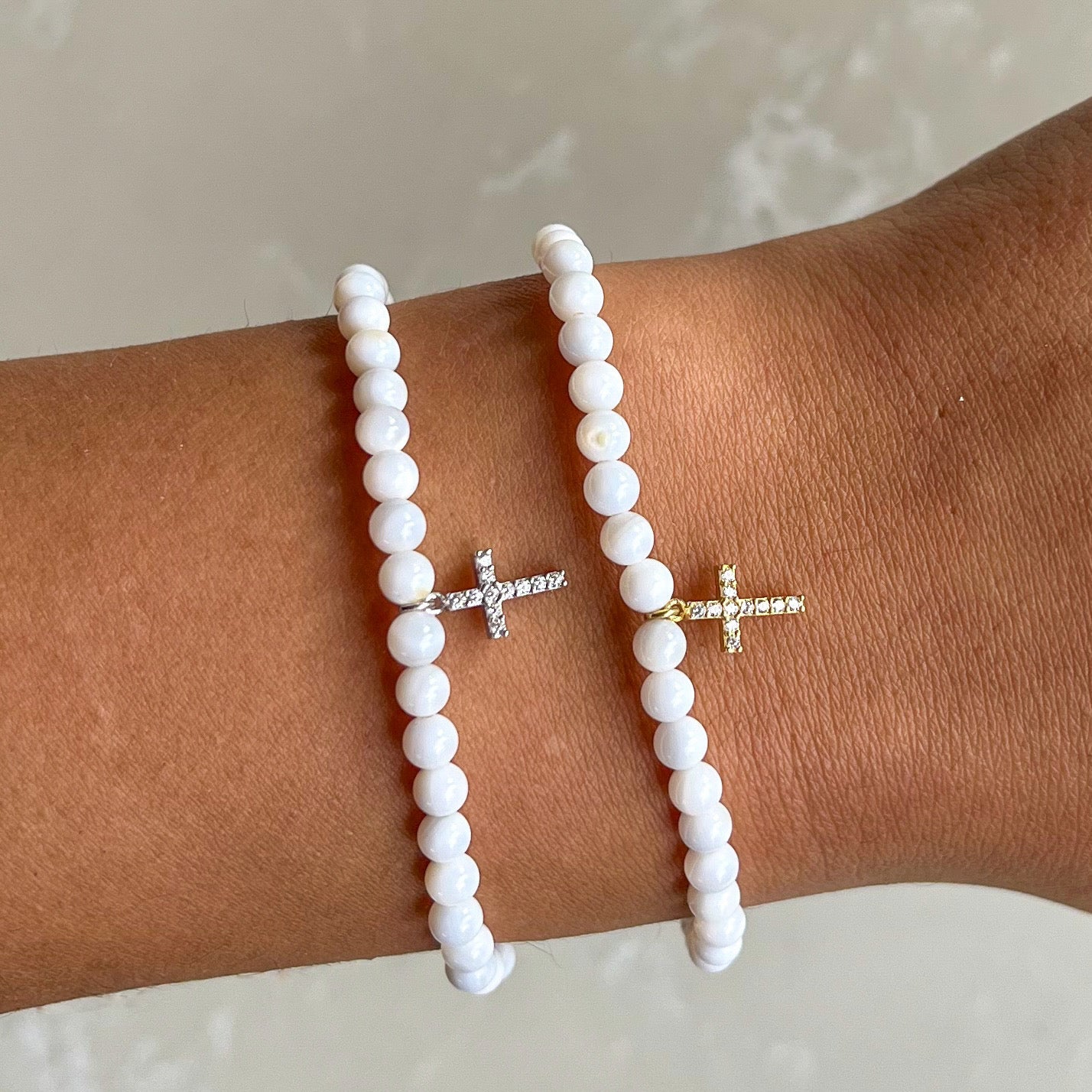 Cross White Gold Elastic Bracelet
