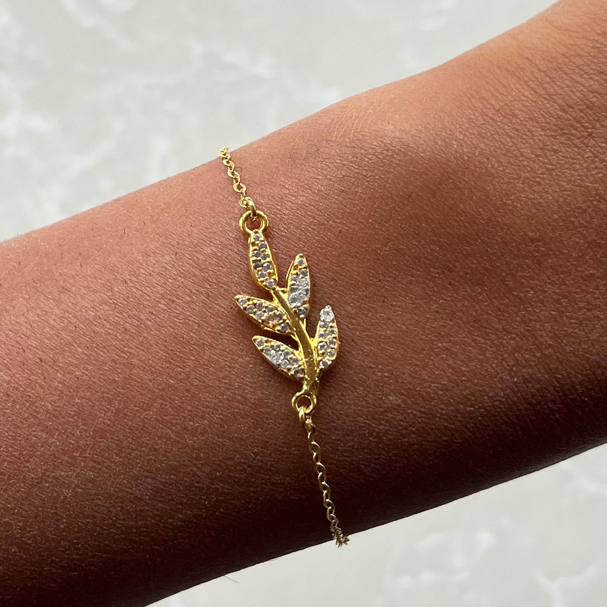 Leaf Clear Gold Chain Bracelet