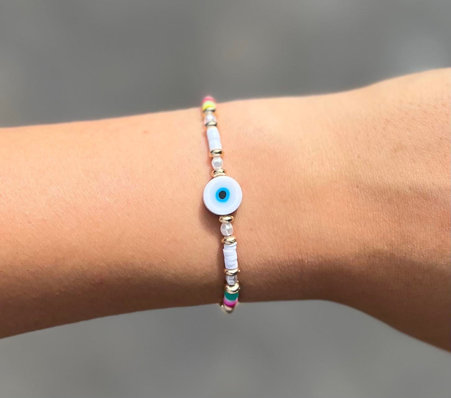 {{ product_title Bracelets }} - Mimi Mati