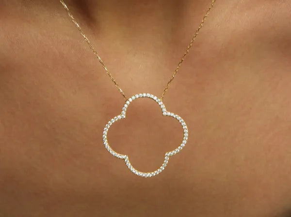 {{ product_title necklaces }} - Mimi Mati